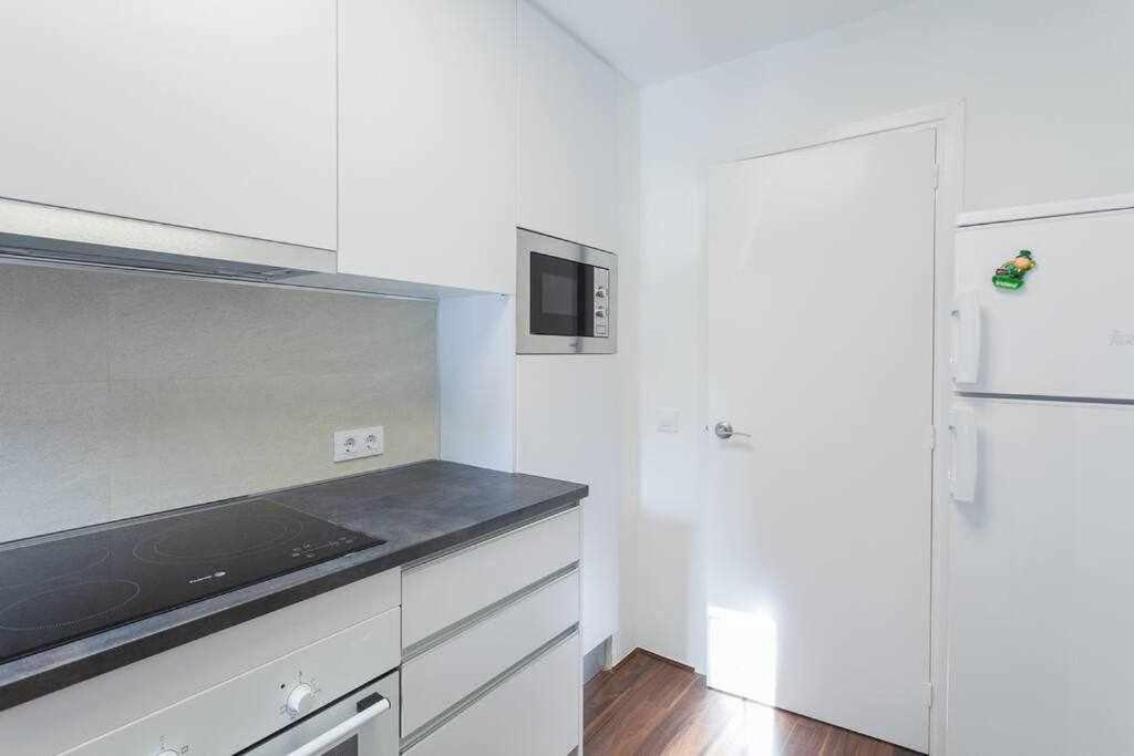 ז'ירונה Apartamento Para 4 Con Terraza En El Centro מראה חיצוני תמונה